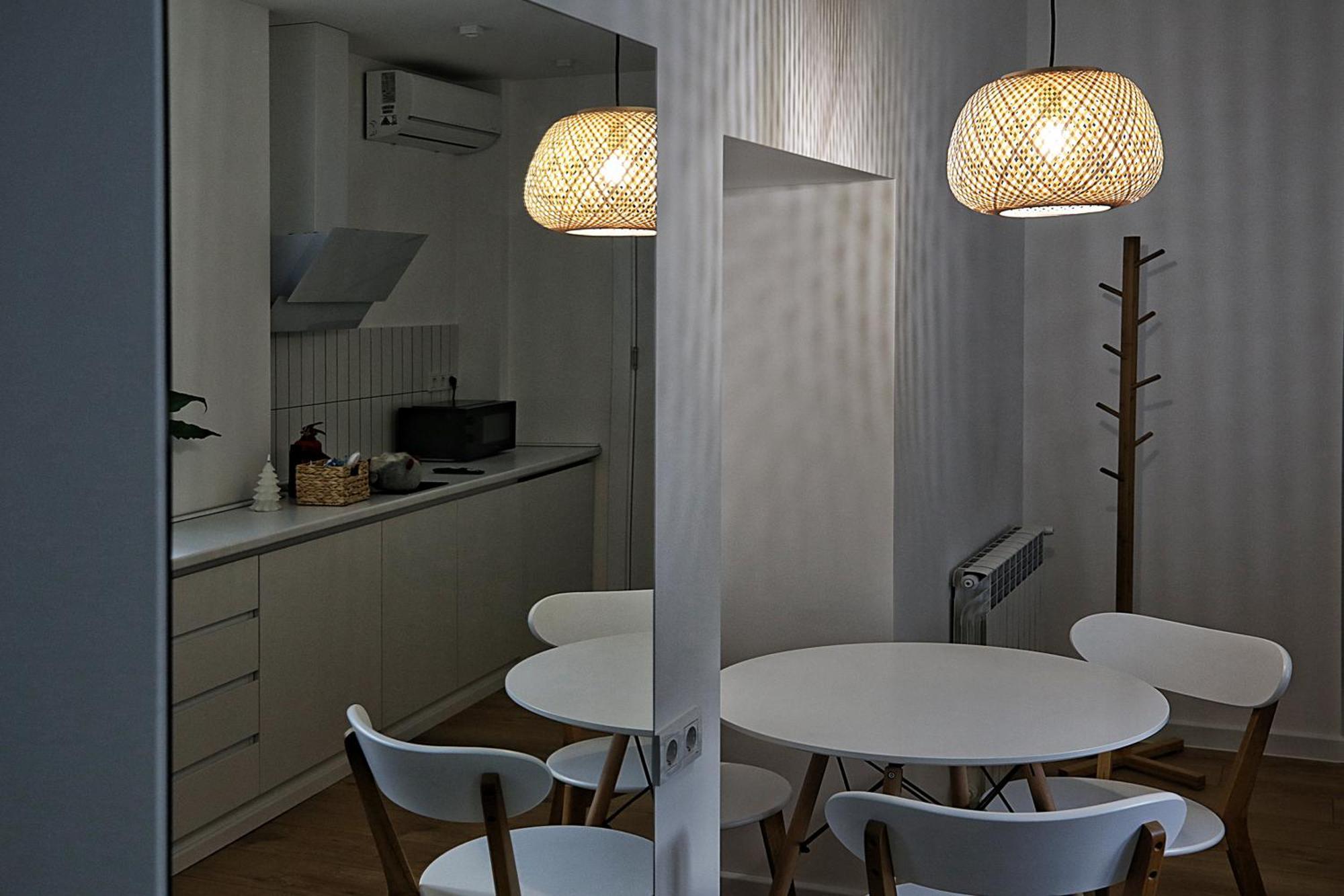Eva'S Pavaroti Tbilisi Buitenkant foto